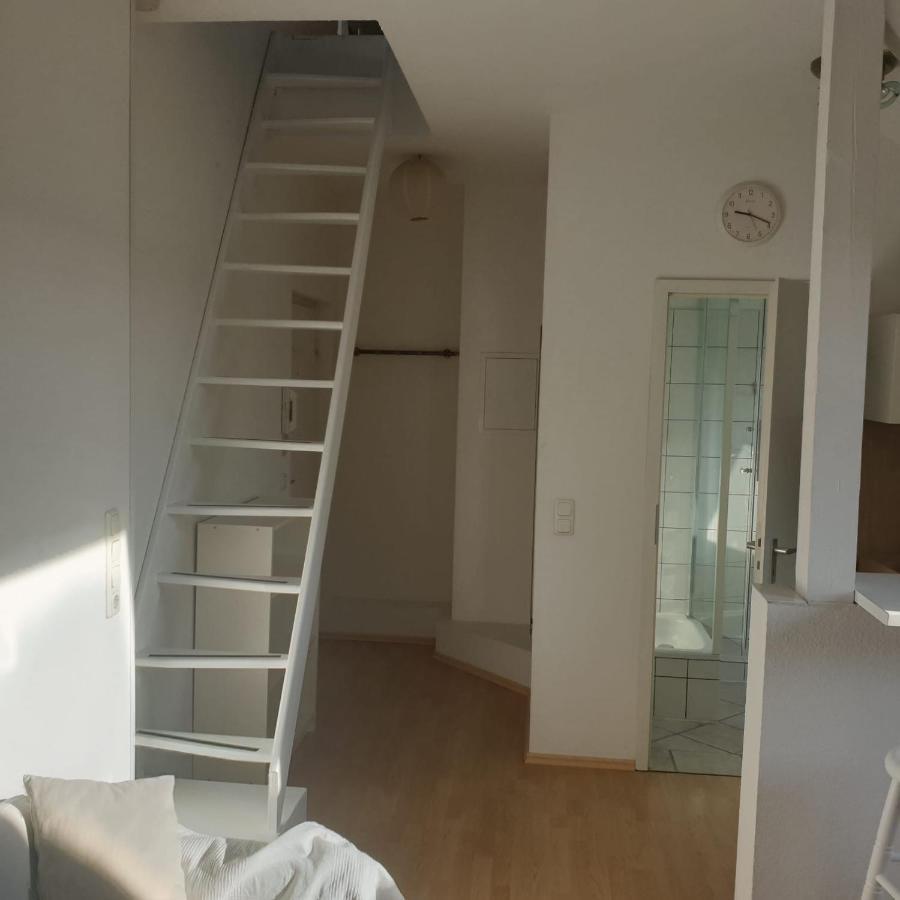 45 M² Maisonette-Wohnung In Uni-/Hauptbahnhofnaehe Duisburg Eksteriør billede
